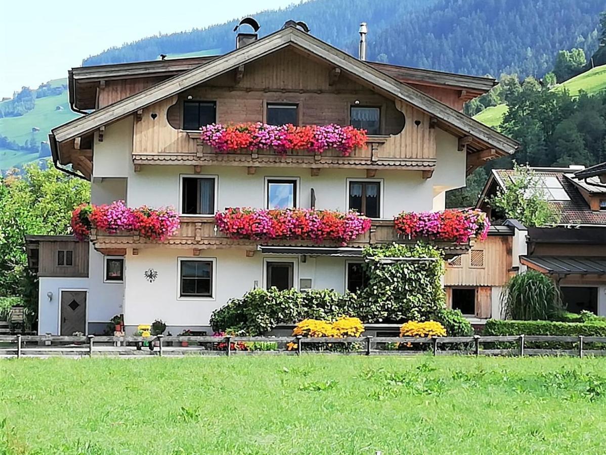 Ferienwohnungen Egger Mayrhofen Exterior foto